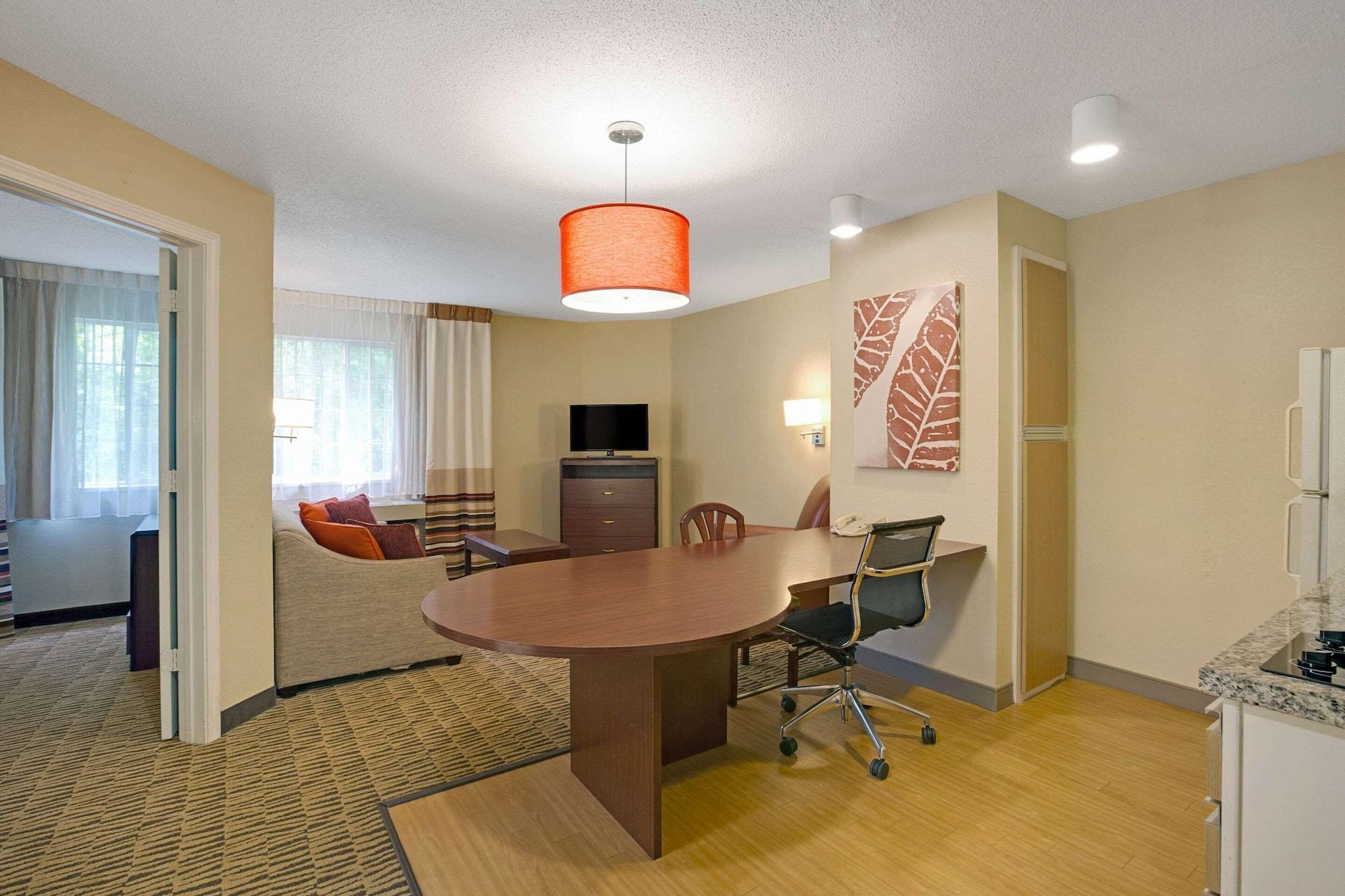 Mainstay Suites Detroit Auburn Hills Εξωτερικό φωτογραφία