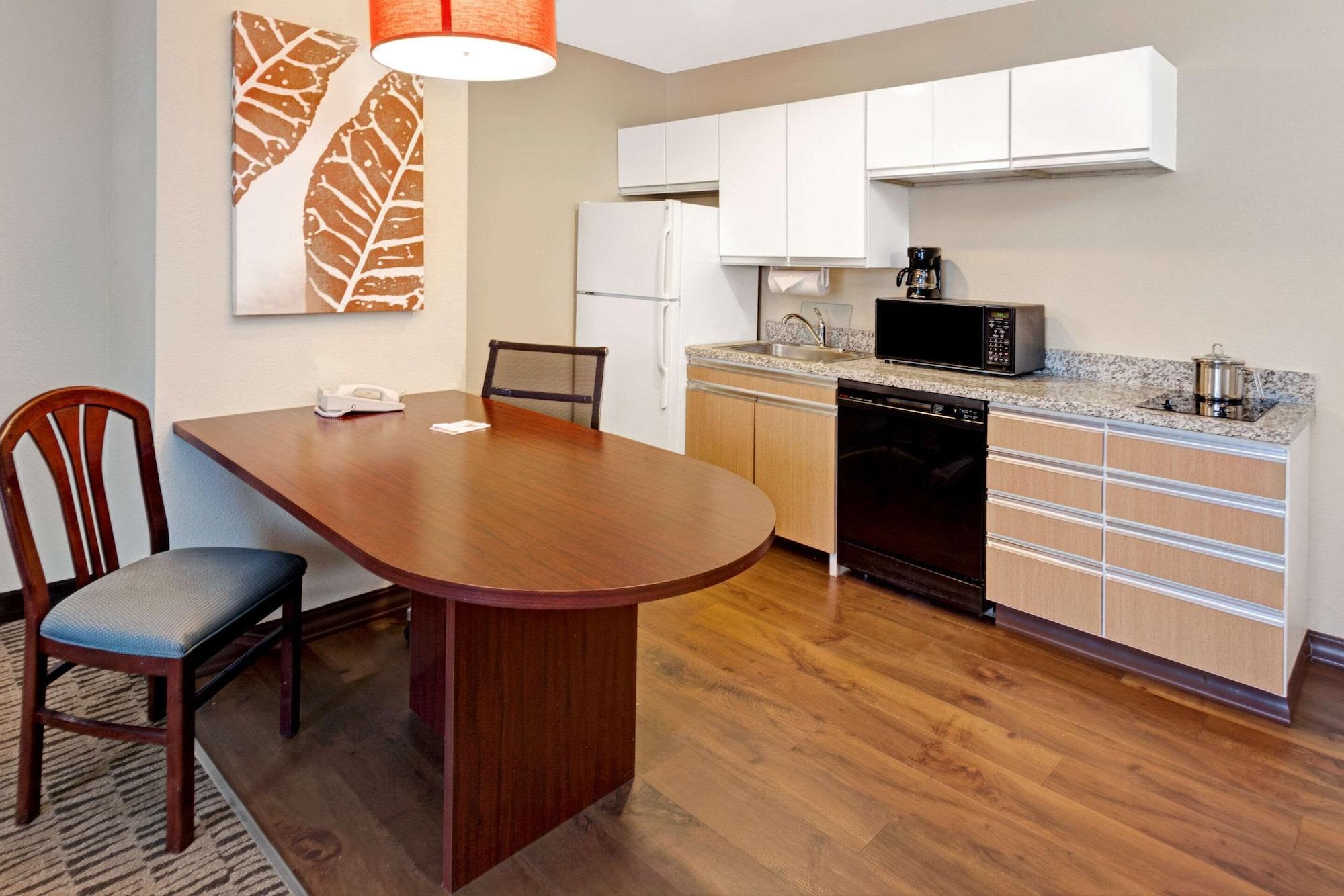 Mainstay Suites Detroit Auburn Hills Εξωτερικό φωτογραφία