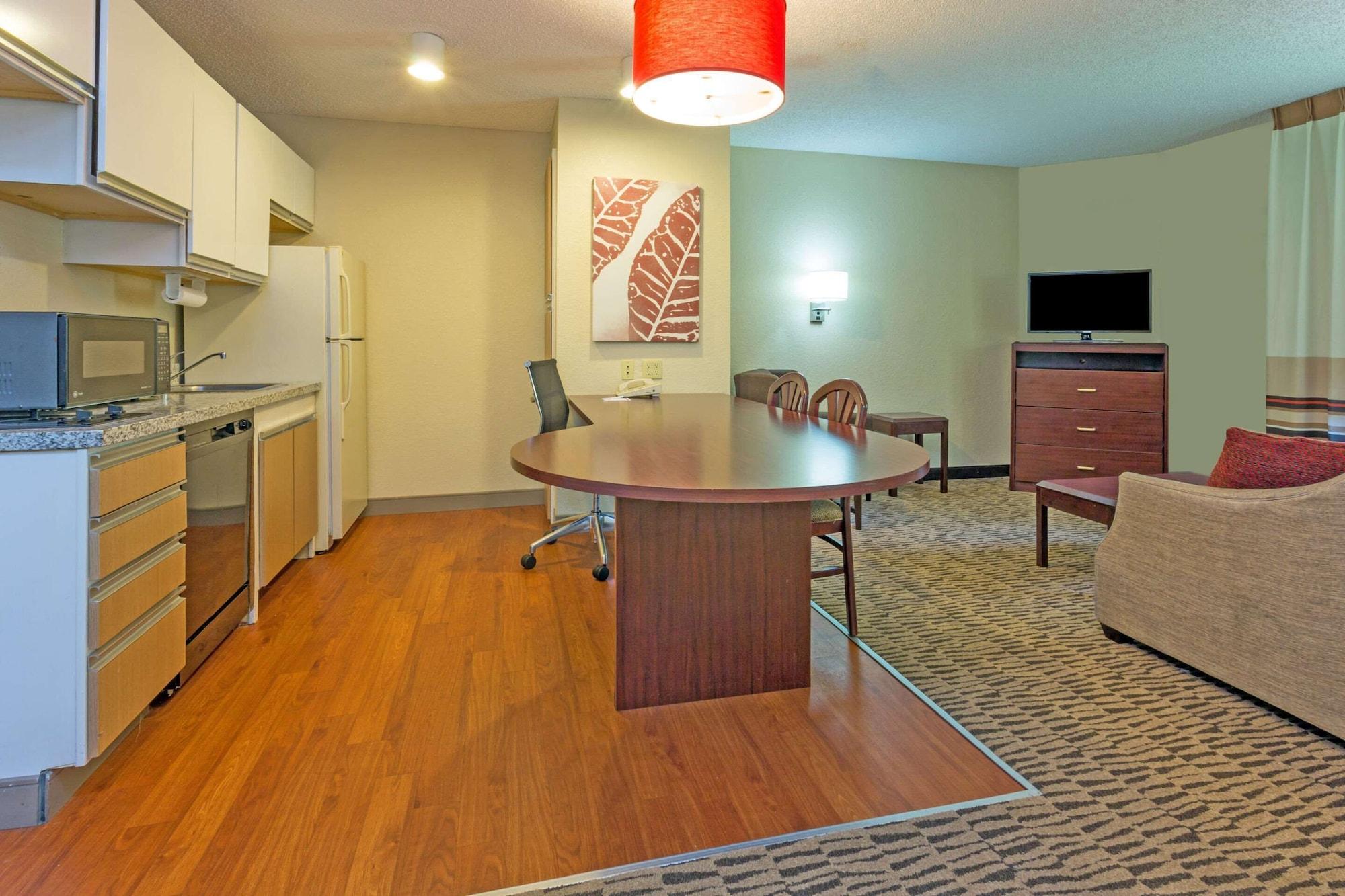 Mainstay Suites Detroit Auburn Hills Εξωτερικό φωτογραφία